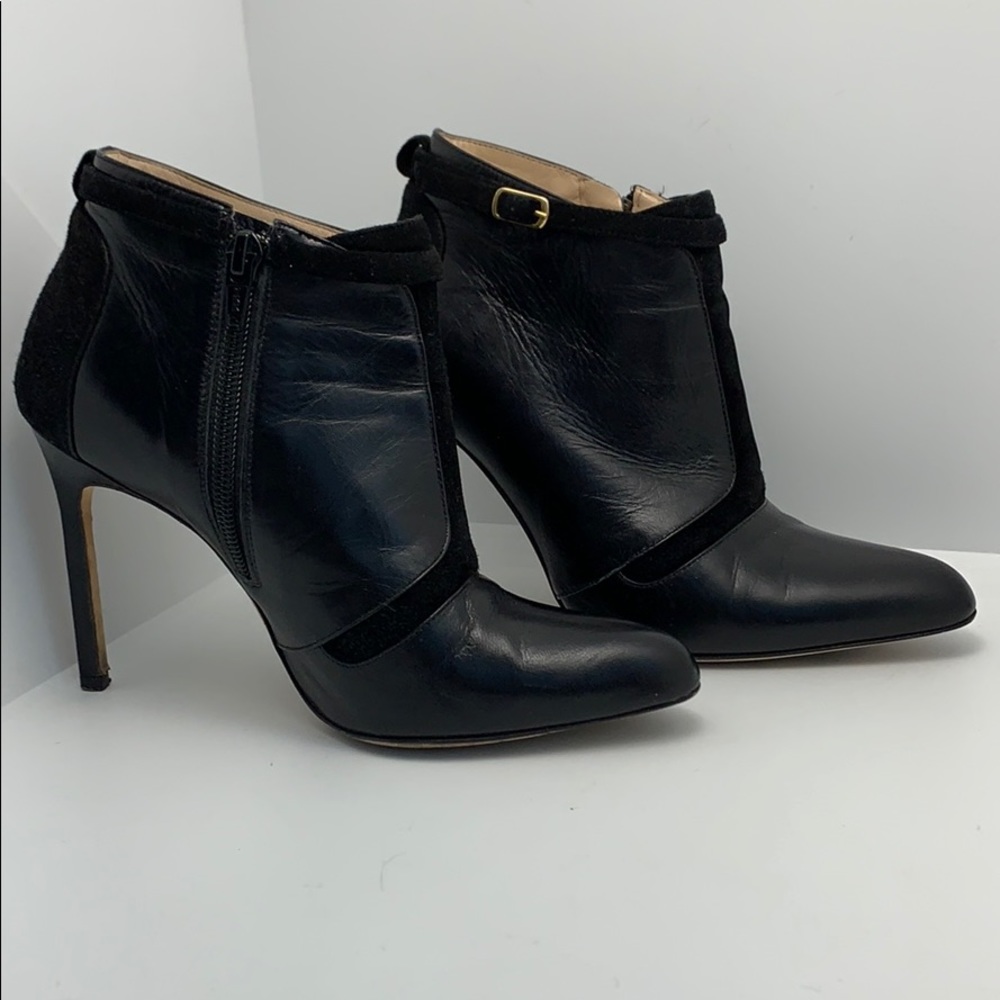 Manolo Blahnik “Mistobo” Ankle Boots size: 35.5